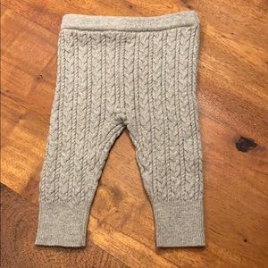 Baby Gap cable knit legging